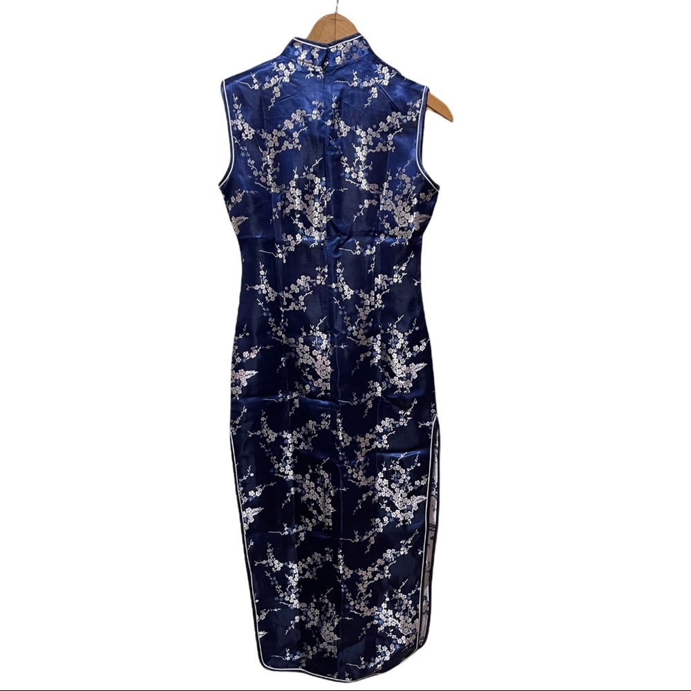 Chinese Royal Blue Floral Two Side Slits  Dress - Picture 2 of 9